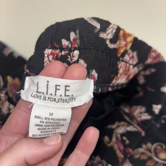 Women’s Shorts Sz M Mesh Paisley Indie Boho Lined folk Concert‎ Whimsigoth Emo - Picture 8 of 8